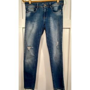 Zara Distressed Tapered Jeans - Size 6 * WJ23